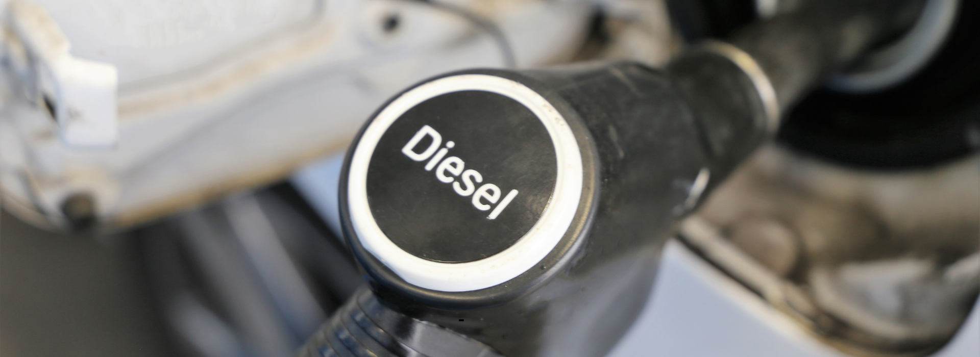 Keeping Your Diesel Breathing Easy: A Comprehensive Guide to DPF Cleaners and Usage